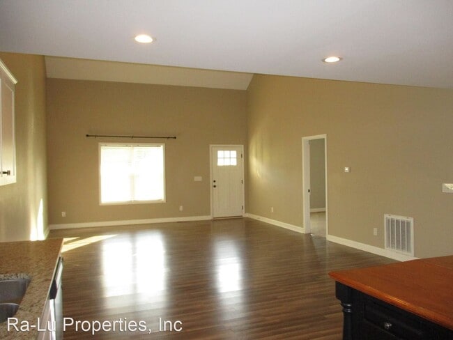 Building Photo - 3 br, 2 bath House - 2414 Heritage View Ln
