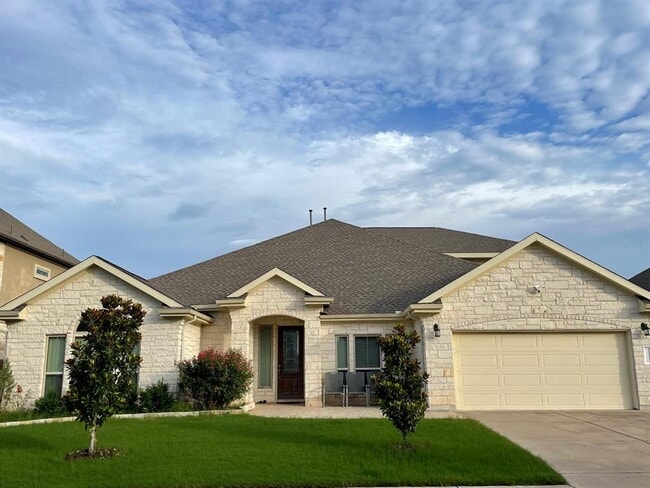 Building Photo - 3014 Paseo de Charros