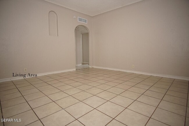 Building Photo - 1421 Howze St