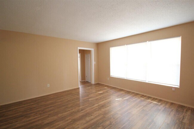 Foto del edificio - 4409 Florelle Way