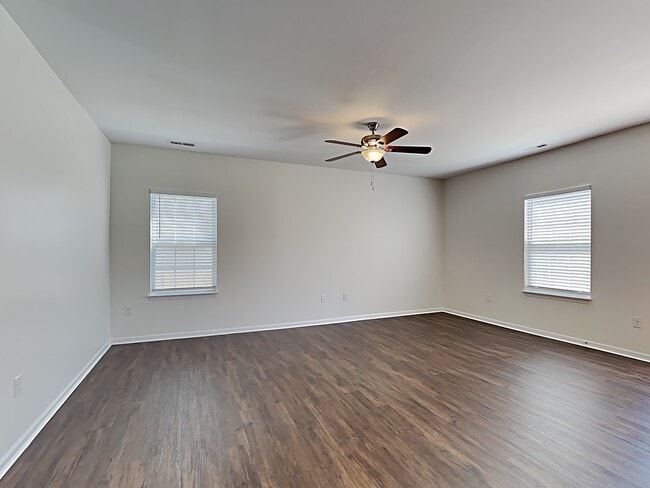 Building Photo - 6145 Watsonia Drive