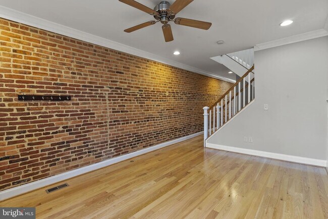 Foto del edificio - 3215 Fleet St