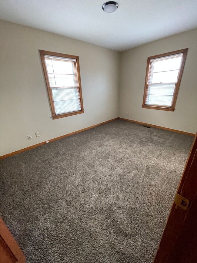 Foto del edificio - 2 Bedroom, 1 Bathroom House with attached single garage