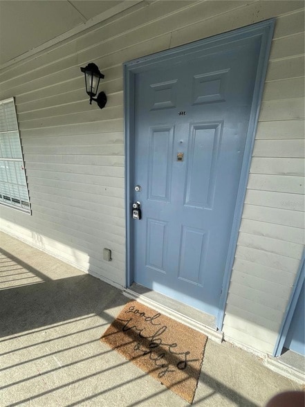 Foto del edificio - 7218 E Bank Dr