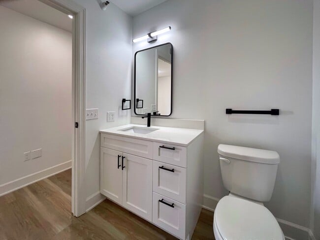 Foto del edificio - 209 W Jefferson St