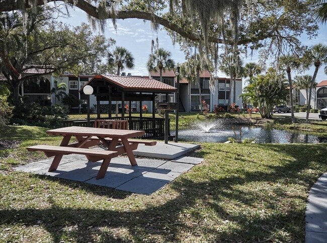 Foto del edificio - 3249 S Beneva Rd