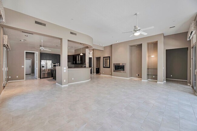 Building Photo - Stylish 2-Bedroom Home with Resort-Style A...