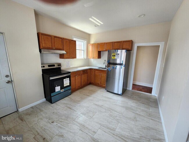 Foto del edificio - 419 W Grange Ave