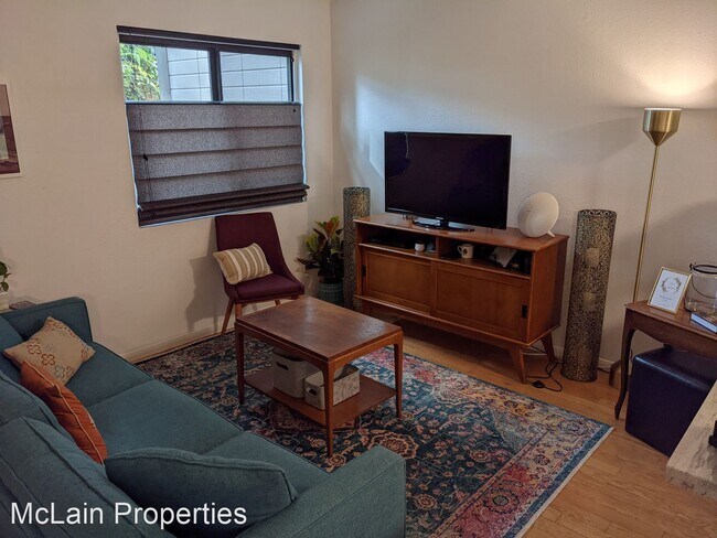 Building Photo - 1 br, 1 bath House - 1941 Wellington Lane ...