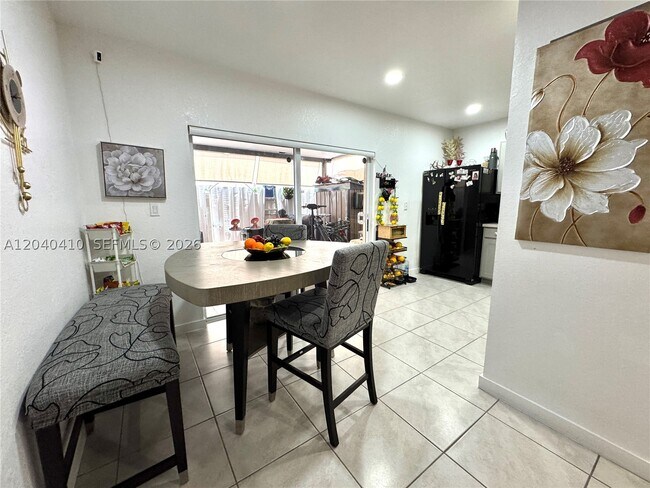 Foto del edificio - 479 NE 5th St