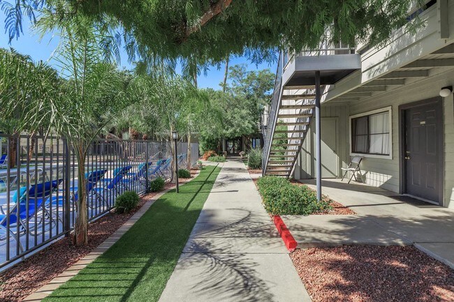 Deerfield Village on Fort Lowell Rentals Tucson, AZ