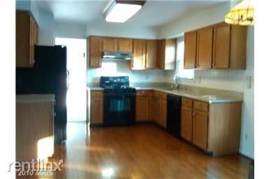 Building Photo - 10532 Cedar Creek Dr