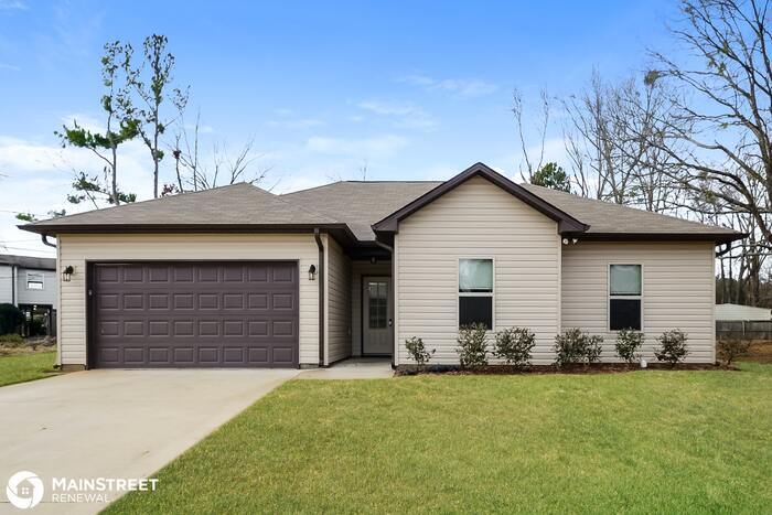 Primary Photo - 47 Carriage House Rd SW, Bessemer, AL 35022