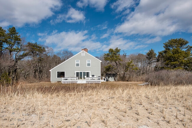 Building Photo - 22 Crescent Surf Rd