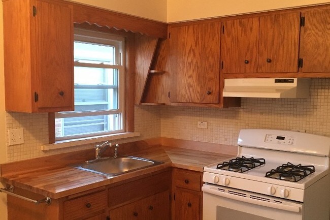 Foto del edificio - 6432 W Gunnison St