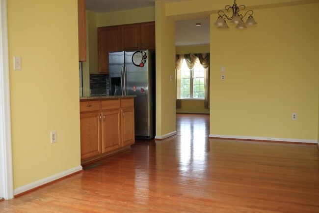 Building Photo - 1119 Pennywort Cir
