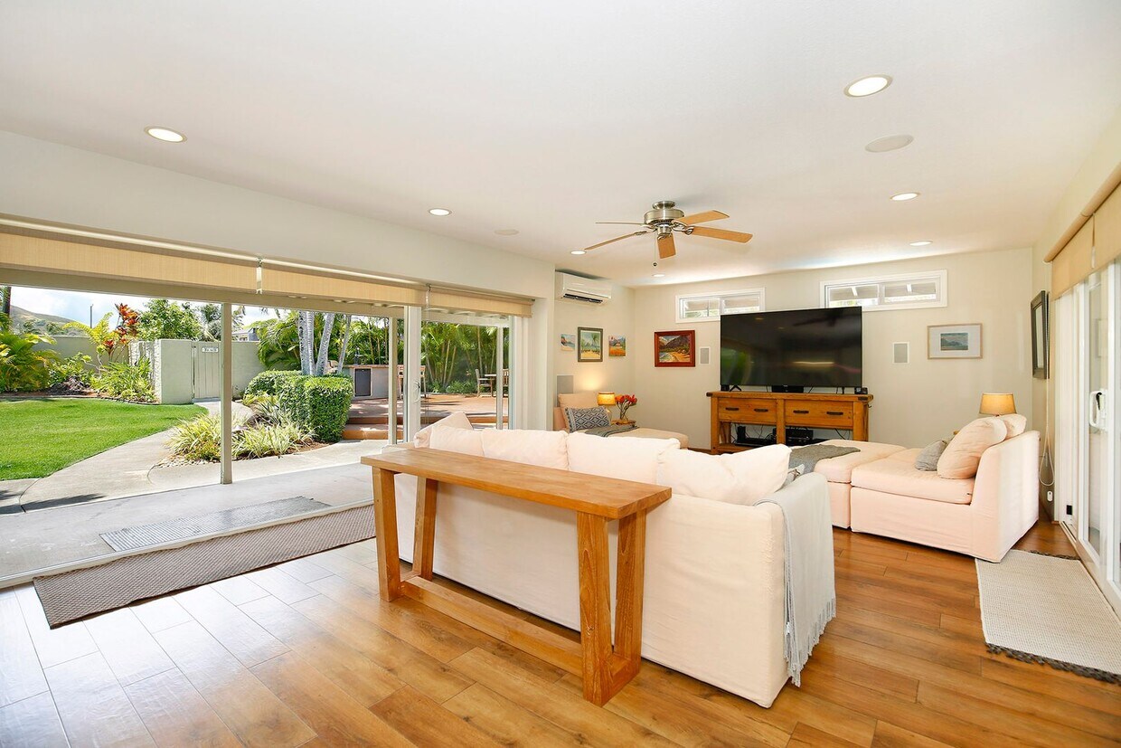 Immaculate fully furnished 3 bedroom, 2 ba... House Rental in Kailua