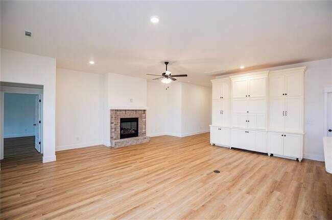 Foto del edificio - 5034 Moose Holw Ter