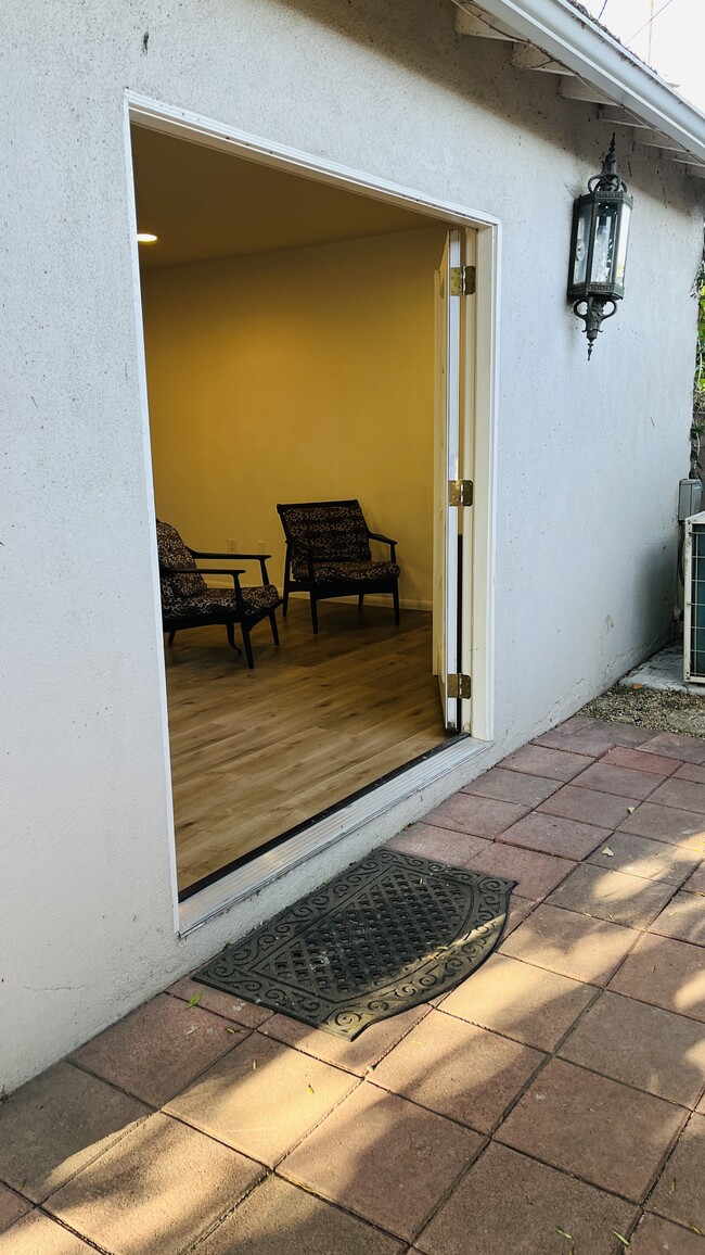 Foto del edificio - 16616 Haynes St