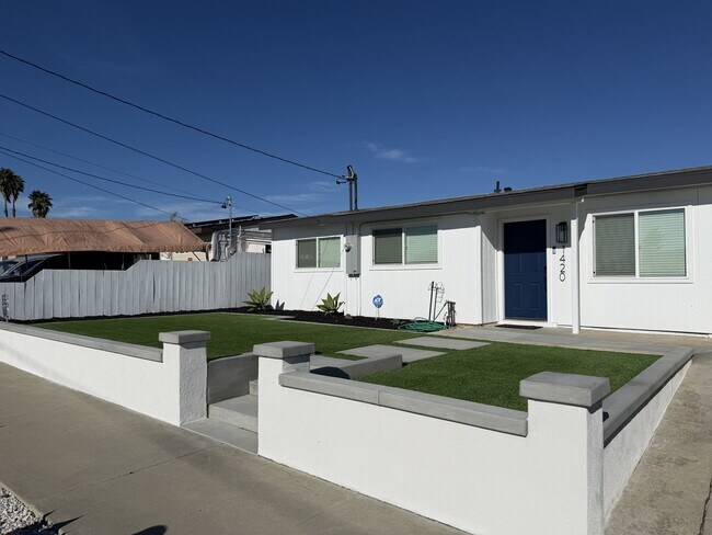 Building Photo - 1420 San Simeon St