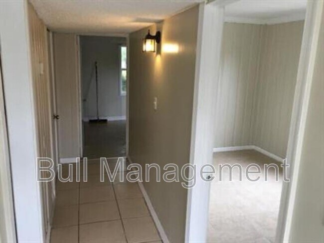 Building Photo - 609 N Emory Ave