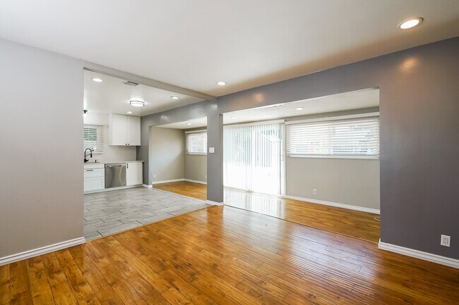 Foto del edificio - 17344 Willard St