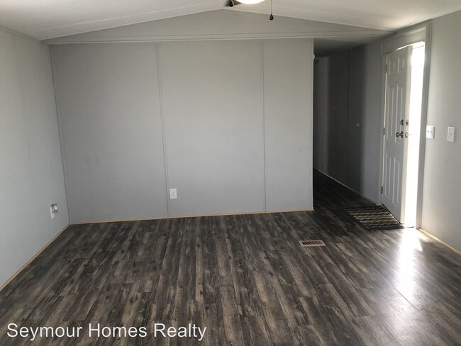 Building Photo - 3 br, 2 bath House - 456 Ivey Lane