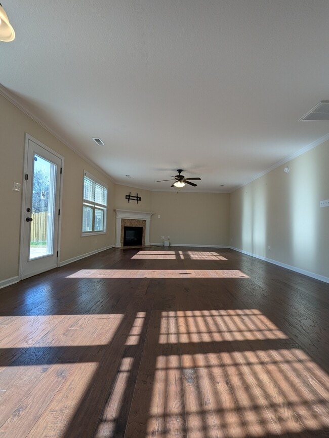 Building Photo - 1533 Yarnell Station Blvd