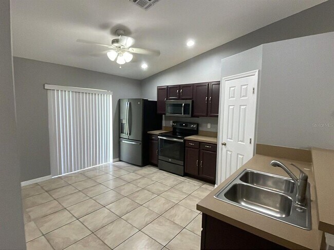 Building Photo - 2765 Courtland Blvd