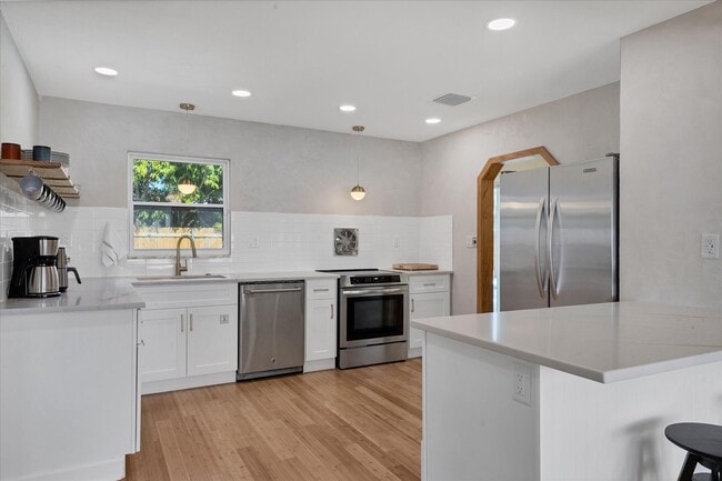 Building Photo - 2667 Cheryle Ln