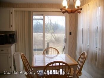 Building Photo - 3 br, 1 bath House - 27 New County Road