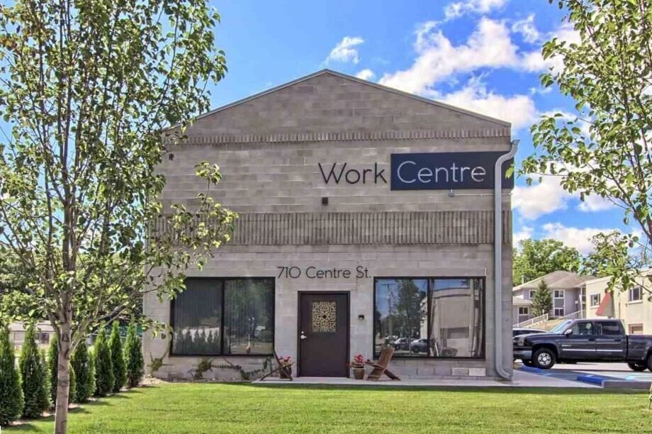 Primary Photo - 710 Centre St