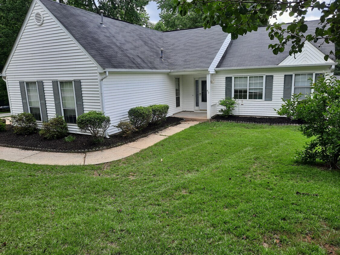 40 Ridge Dr, Senoia, GA 30276 House Rental in Senoia, GA