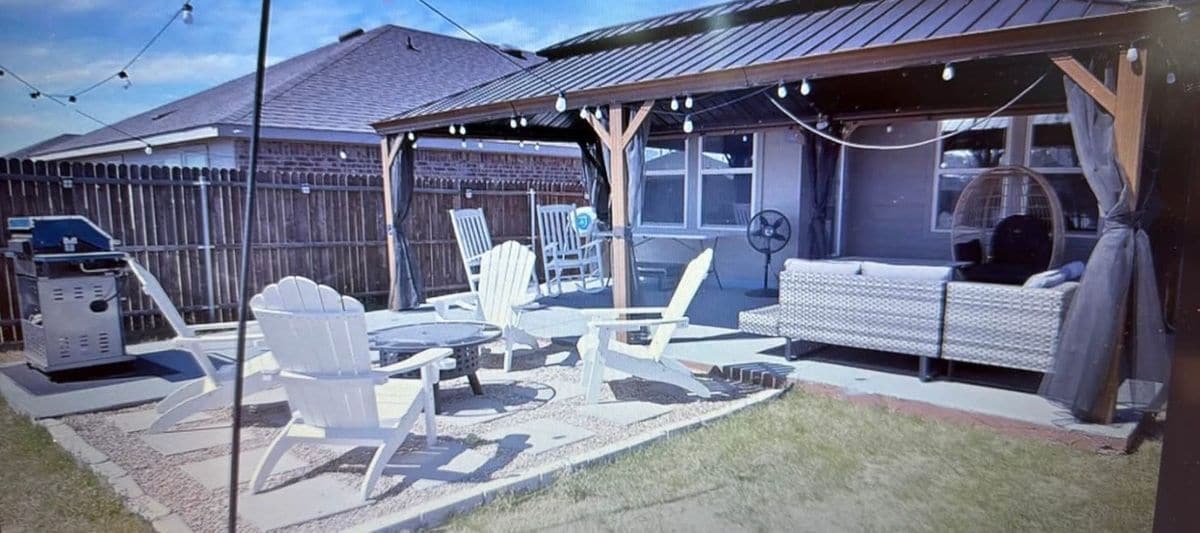Building Photo - 808 Glover Dr