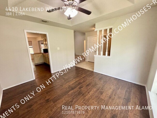 Foto del edificio - 4410 Lakebend W Dr