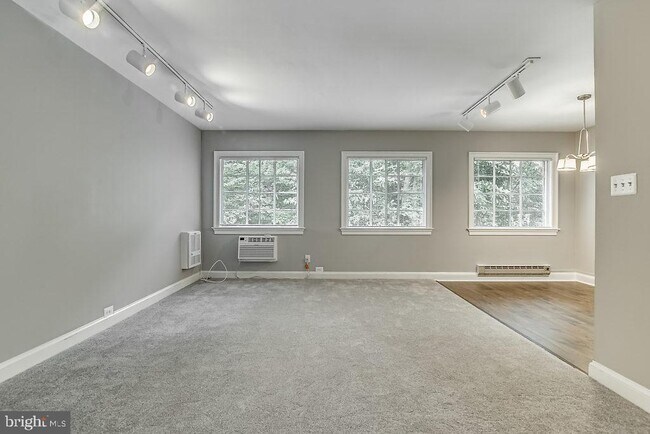 Foto del edificio - 1655 Preston Rd