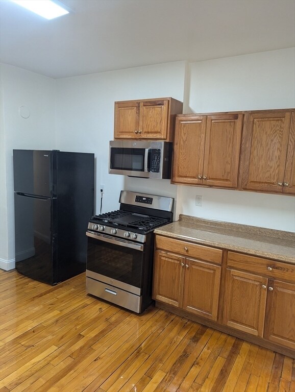 Foto del edificio - 543 Revere St