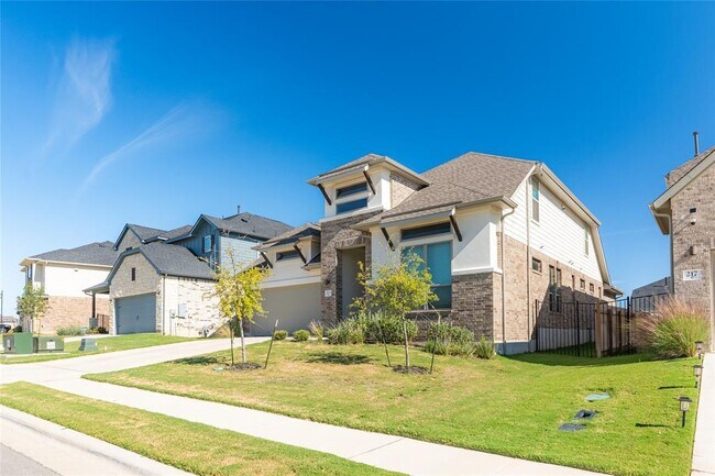 Building Photo - 213 Mira Mesa Dr