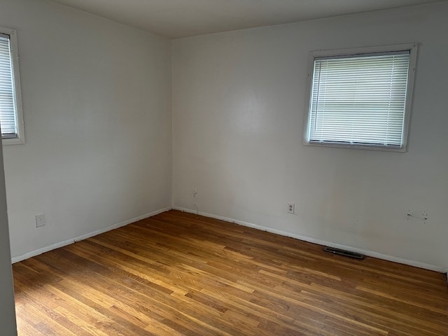 Foto del edificio - 1867 Alvason Ave