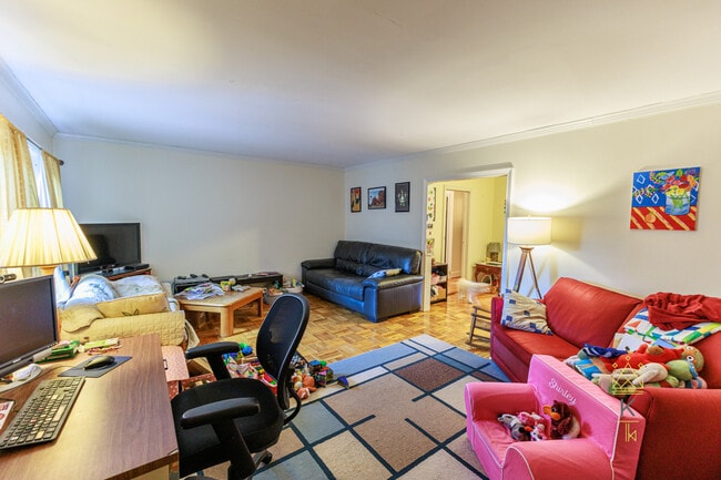 Building Photo - 312 Washington St