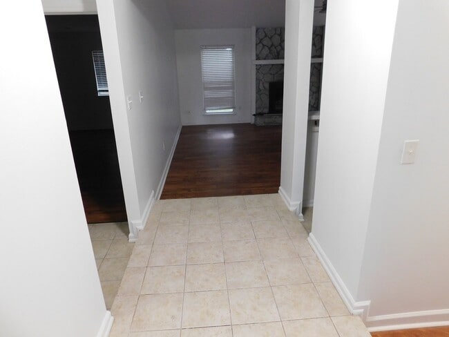 Foto del edificio - 3bd 2ba home in Mt. Pleasant