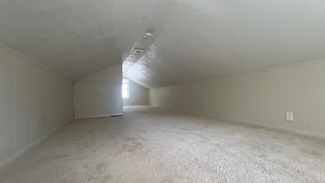 Building Photo - 2250 N Goodlet Ave