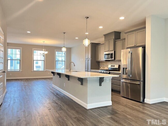 Foto del edificio - 4 Bedroom 3 Bath Townhome for Rent North S...