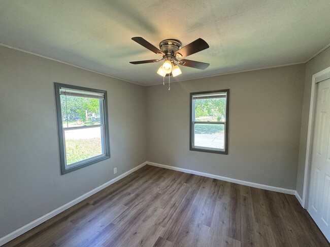 Foto del edificio - $895 - 3 bed 1 bath - Single Family Home