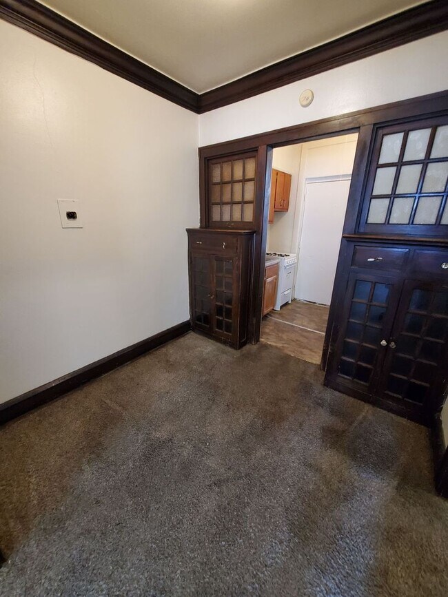 Foto del edificio - 831 College Ave