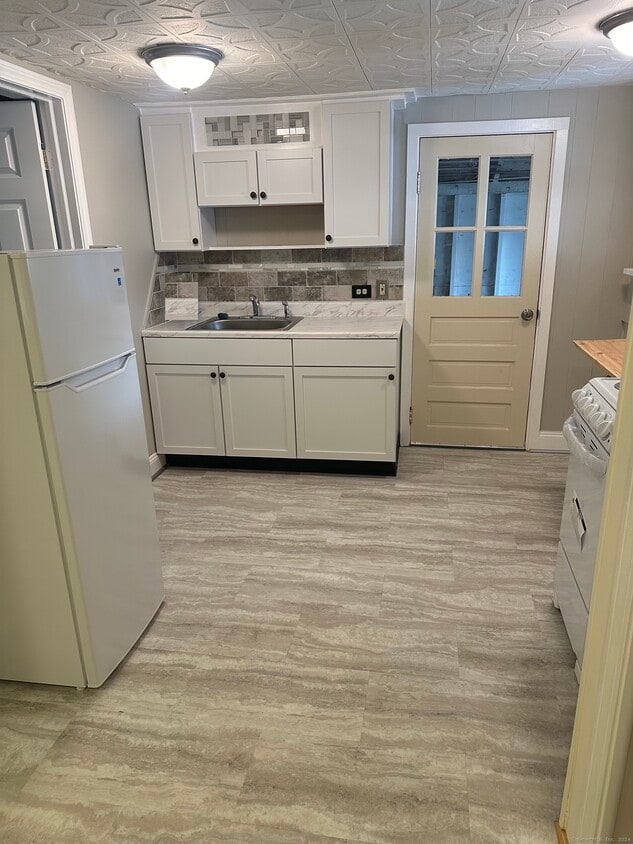 Foto del edificio - 36 S Main St