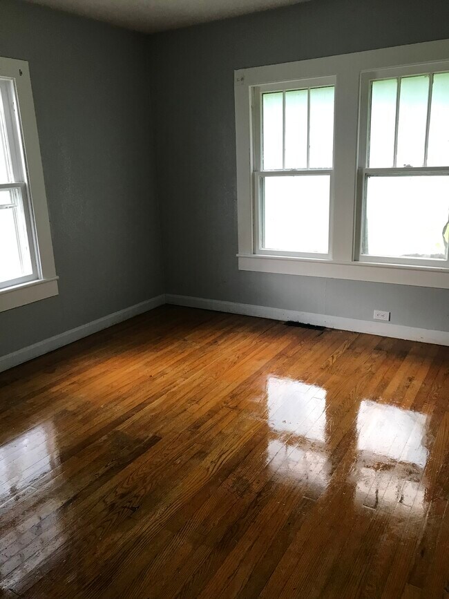 Foto del edificio - 3119 Stamey Cove Rd