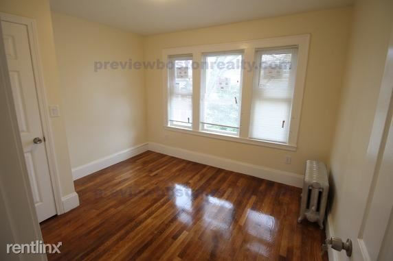 Building Photo - 6 Cenacle Rd