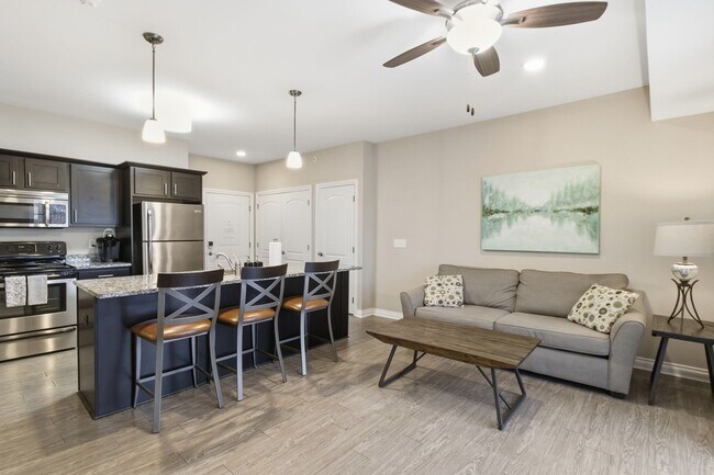 Foto del edificio - 2493 Sweet Home Rd