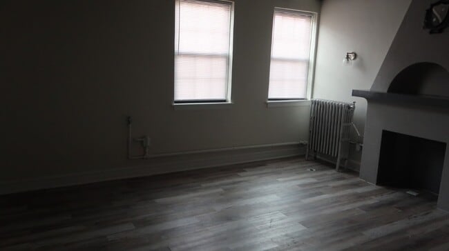 Foto del edificio - 5301 N Ashland Ave